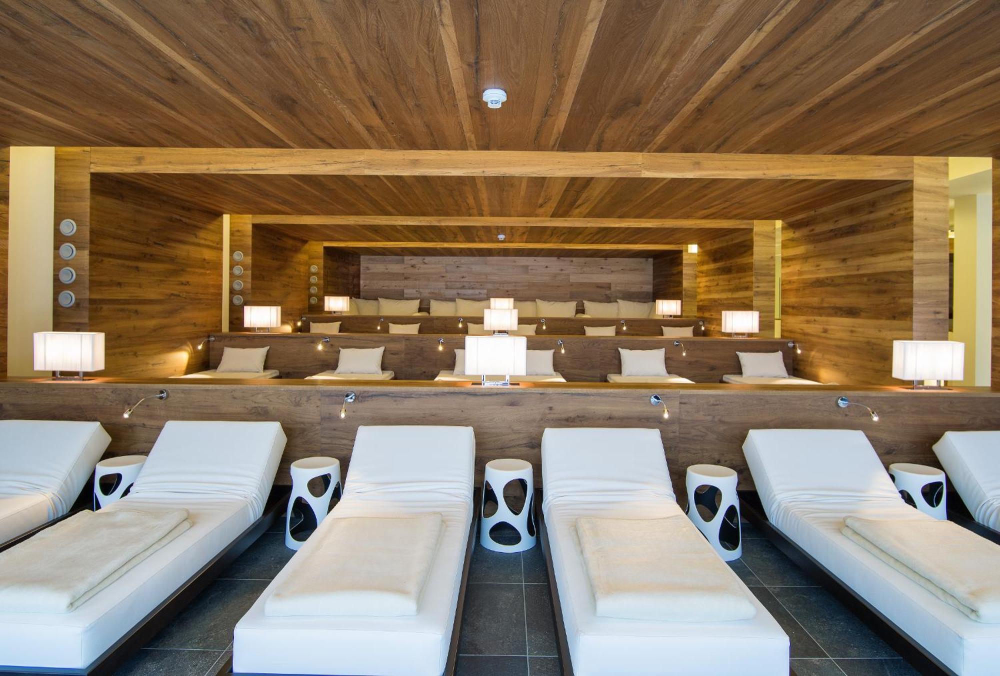 Alpinresort Valsaa - Sport & Spa Saalbach-Hinterglemm Ngoại thất bức ảnh