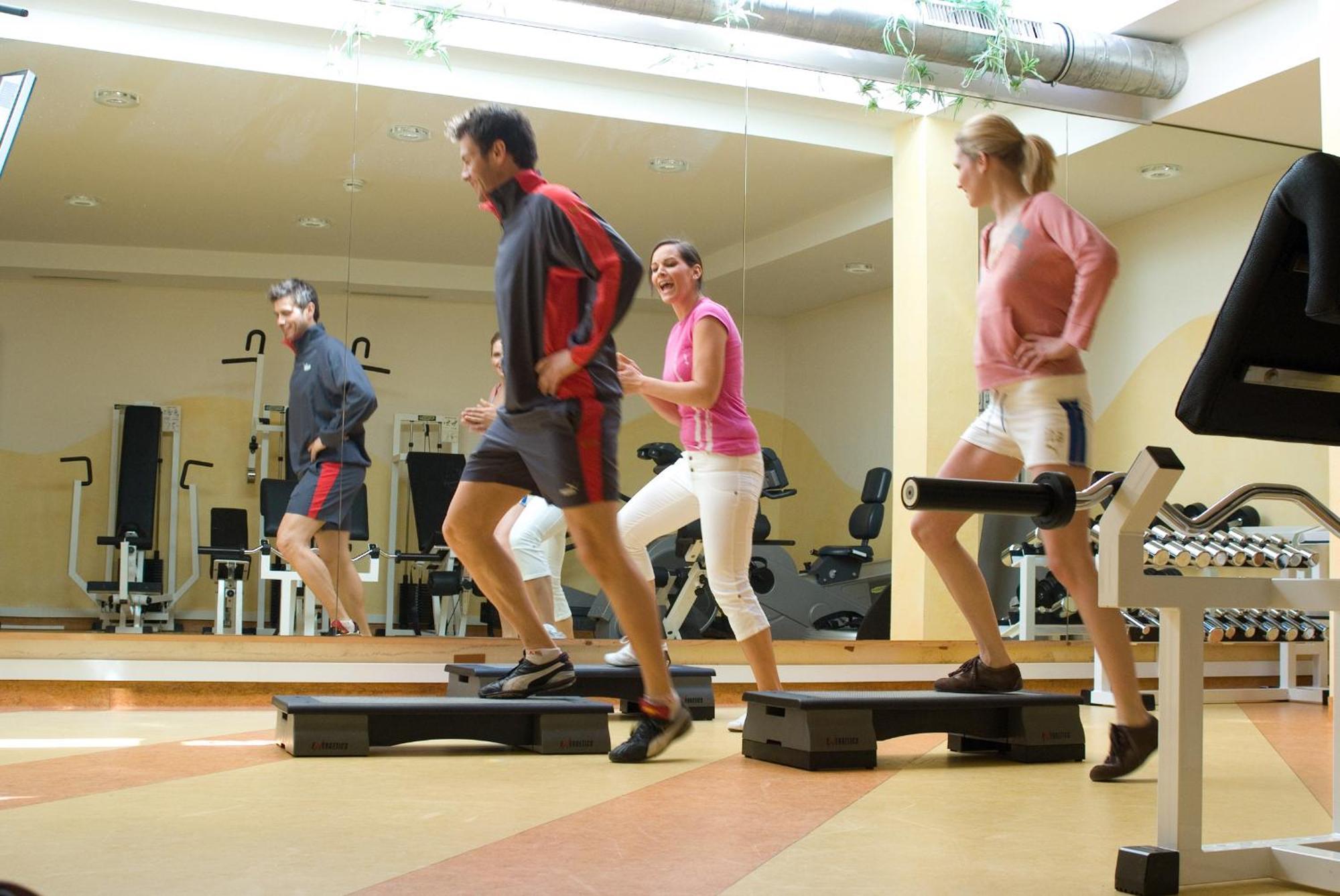 Alpinresort Valsaa - Sport & Spa Saalbach-Hinterglemm Ngoại thất bức ảnh