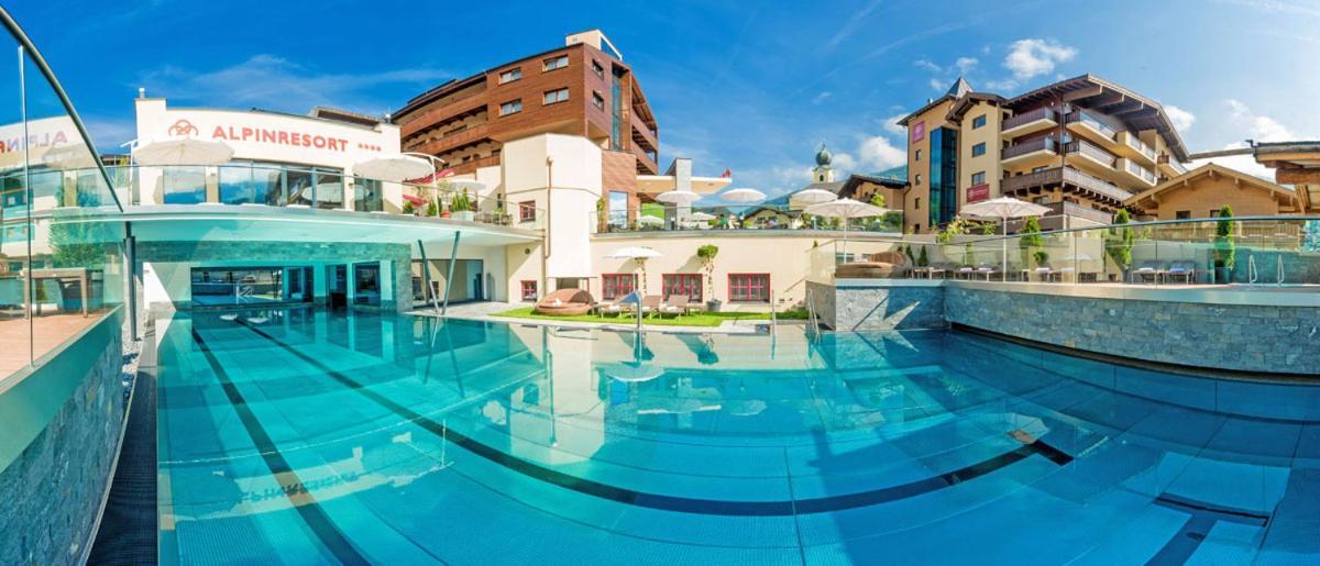 Alpinresort Valsaa - Sport & Spa Saalbach-Hinterglemm Ngoại thất bức ảnh