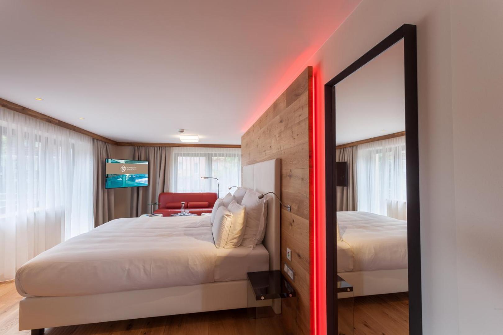 Alpinresort Valsaa - Sport & Spa Saalbach-Hinterglemm Phòng bức ảnh