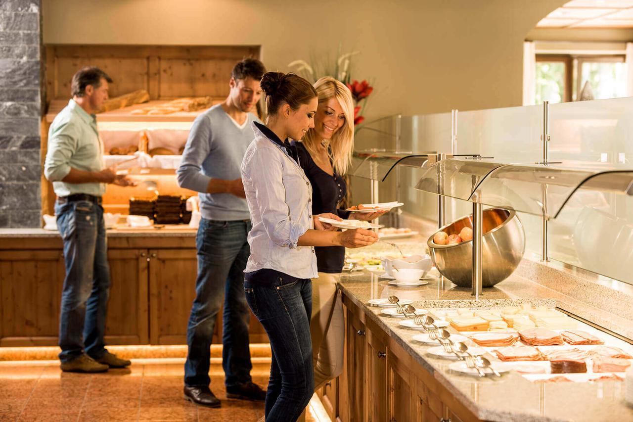 Alpinresort Valsaa - Sport & Spa Saalbach-Hinterglemm Ngoại thất bức ảnh