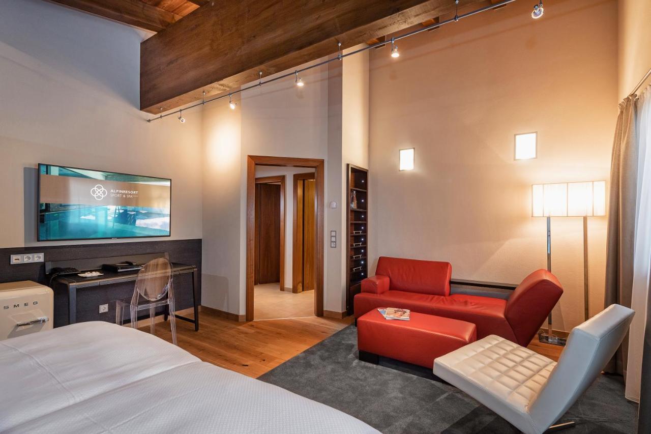 Alpinresort Valsaa - Sport & Spa Saalbach-Hinterglemm Ngoại thất bức ảnh