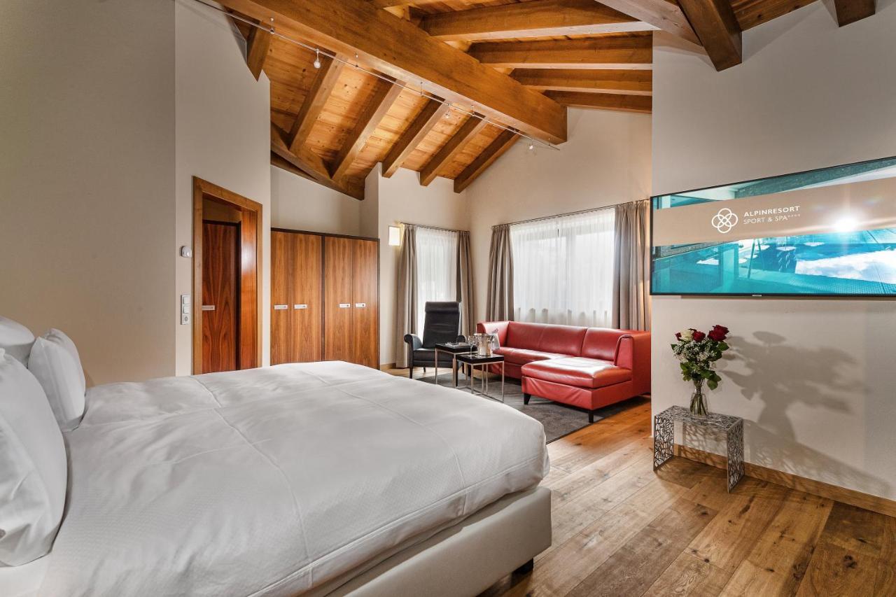 Alpinresort Valsaa - Sport & Spa Saalbach-Hinterglemm Phòng bức ảnh