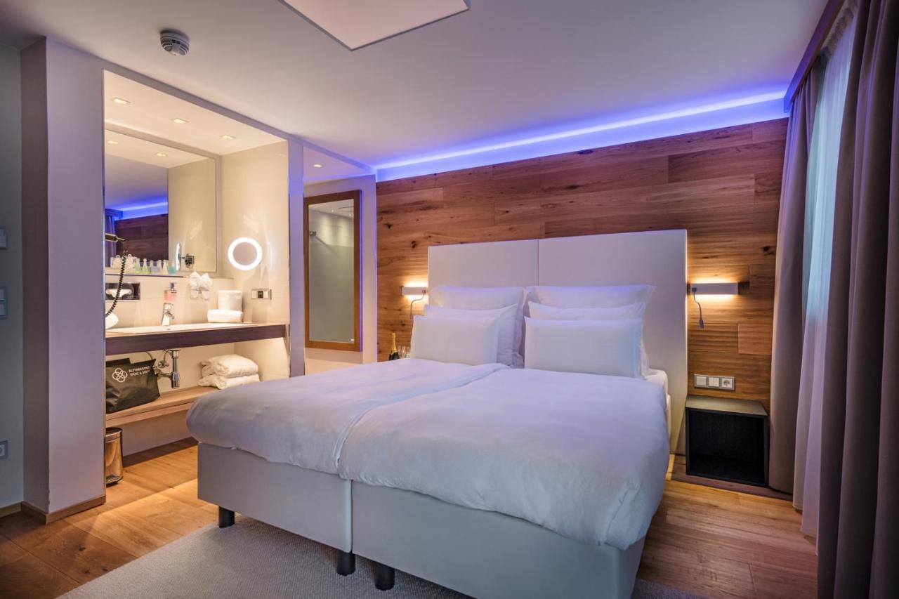 Alpinresort Valsaa - Sport & Spa Saalbach-Hinterglemm Ngoại thất bức ảnh